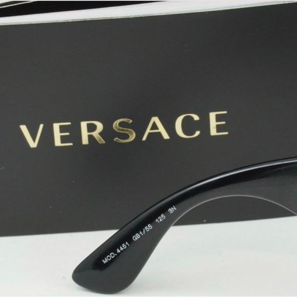 NIB Versace Sunglasses unisex Brand New, Full Inclusion - Picture 5 of 7